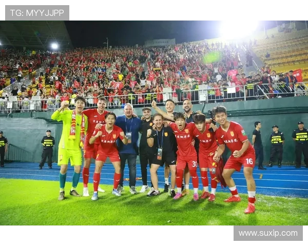 广州篮球队与重庆篮球队赛后复盘分析比赛节奏与关键时刻表现