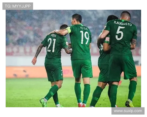 北京国安迎战强敌全力冲刺季后赛争夺战 展现豪门风采