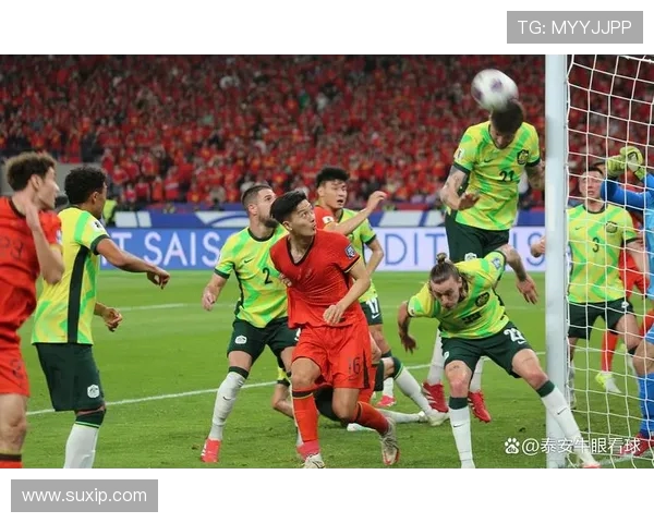 国足逆转取胜震惊亚洲球迷热议球队战术升级与精神蜕变